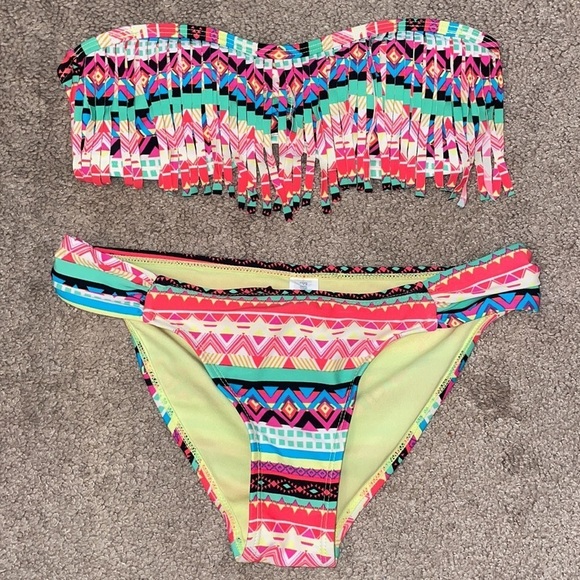 FOREVER 21 fun,geometric design strapless bikini set in Women’s size Small - Picture 2 of 14